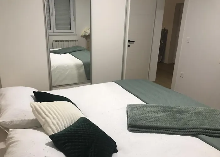 Central Apartment/Free Parking/Free Wifi