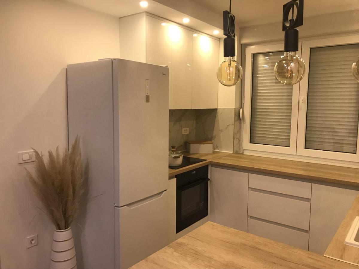 Apartment Apartment/free Parking/free Wifi *