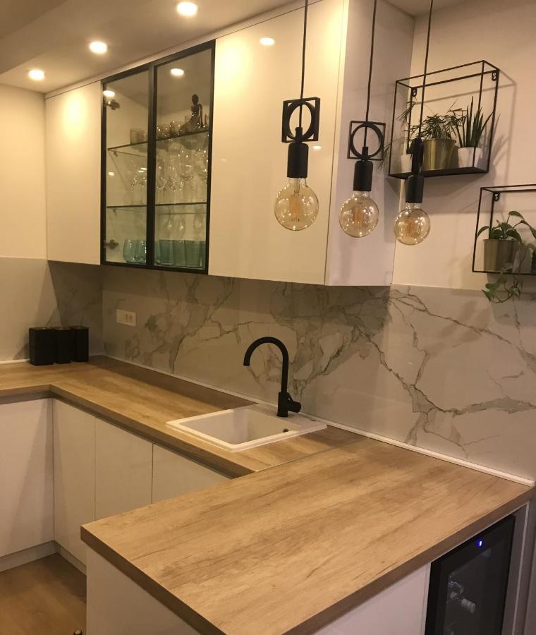 Apartment/free Parking/free Wifi Imotski